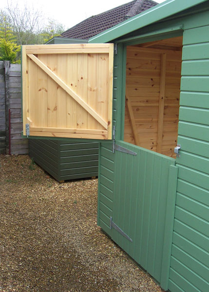 stable door shed