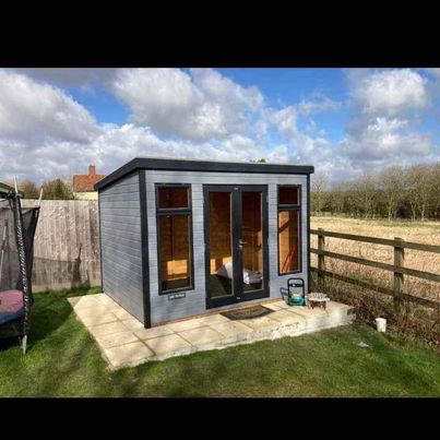 painted-summer-house-stockport
