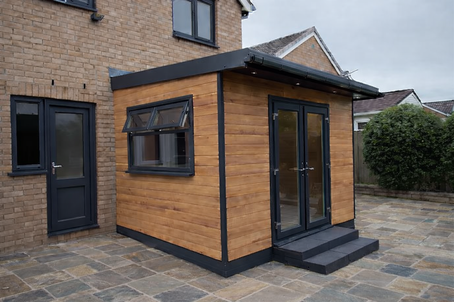 The lean-to garden room