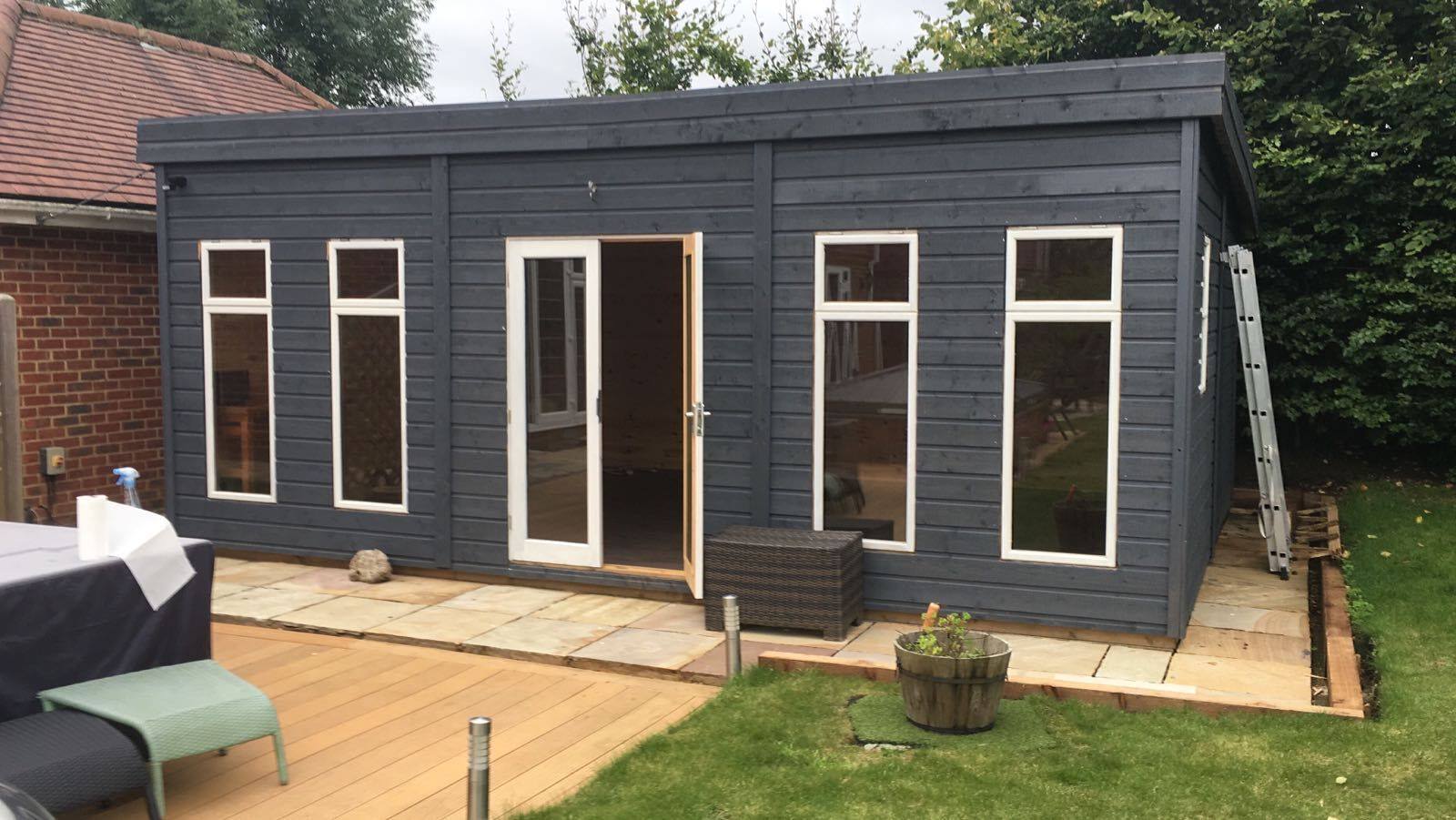 contemporary-summerhouse